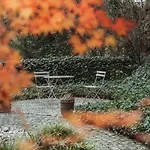 Lalande-laborie 4*
