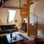 Lalande-laborie Bed & Breakfast 4*