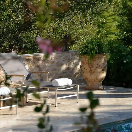 Lalande-laborie Bed & Breakfast