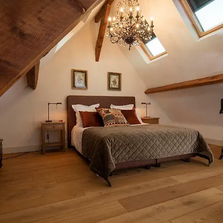 Lalande-laborie Bed & Breakfast