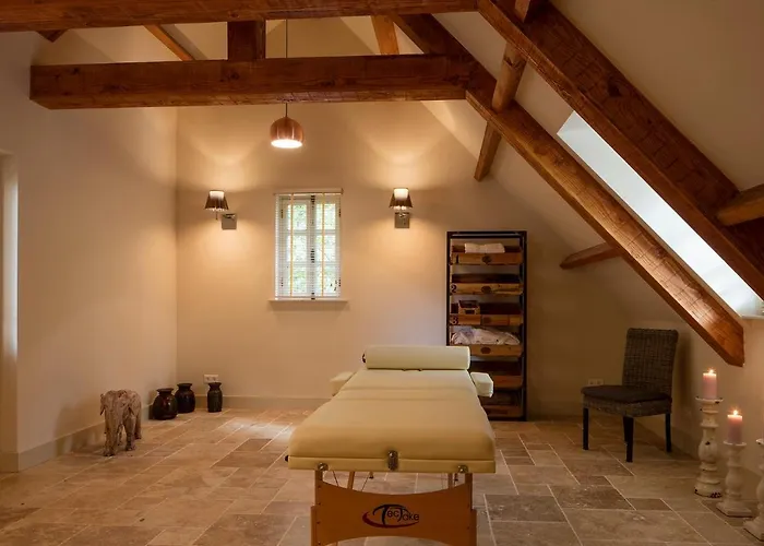 Lalande-laborie Bed & Breakfast 4*